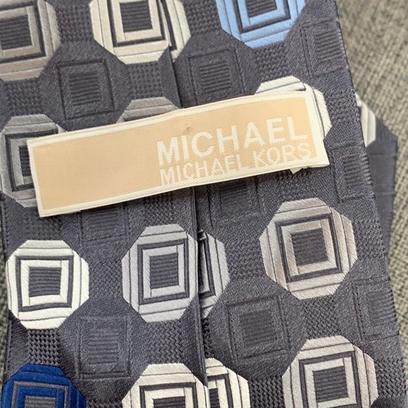 Michael Michael Kors Men's Silk Tie Gray Blue White Geometric Pattern‎ - Picture 2 of 9